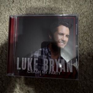 Luke Bryan 'Crash My Party' CD Album